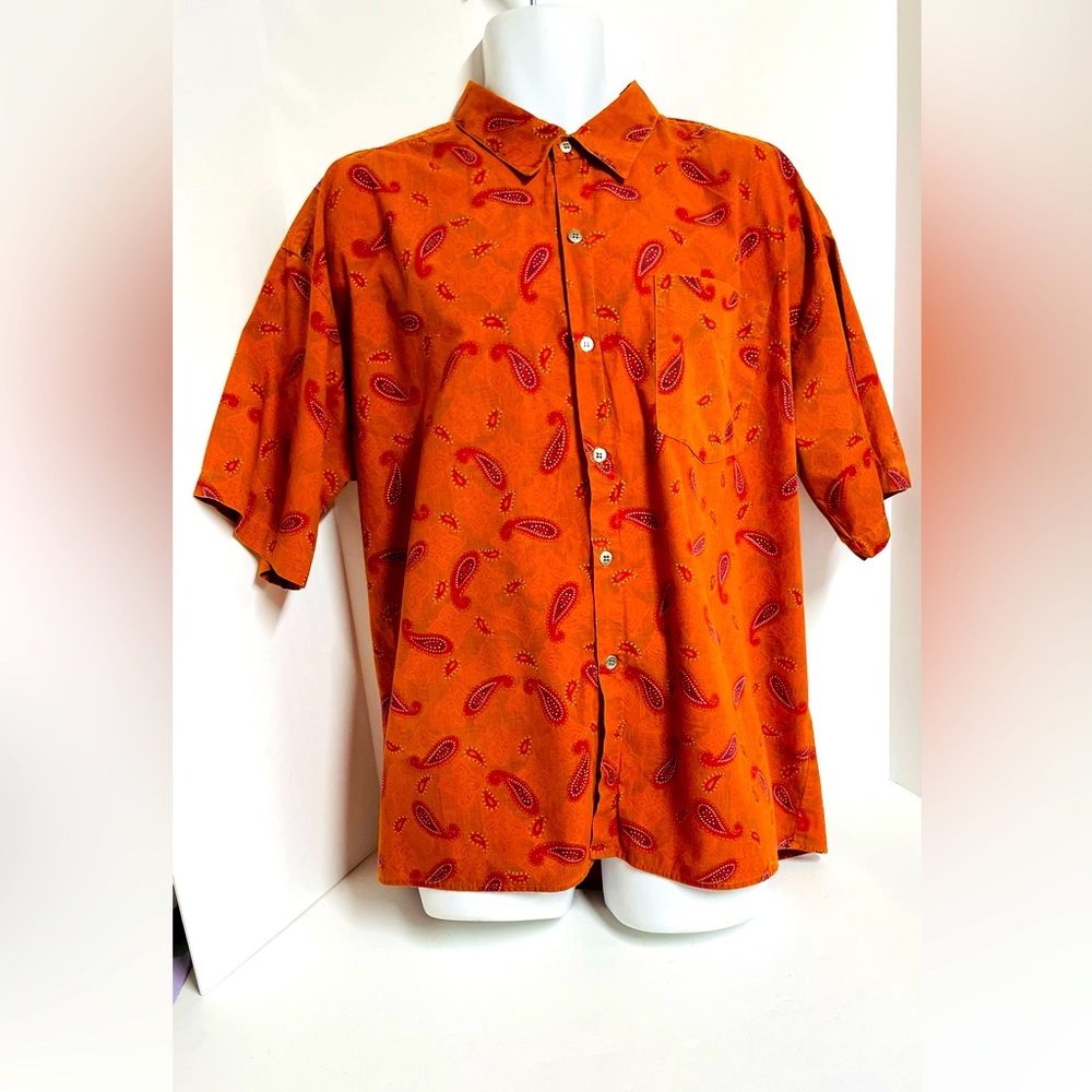 Intrinsic Men’s orange lightweight short sleeve button up shirt size Xl